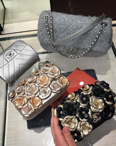 flower chanel bag - chanel handbags with flower design.